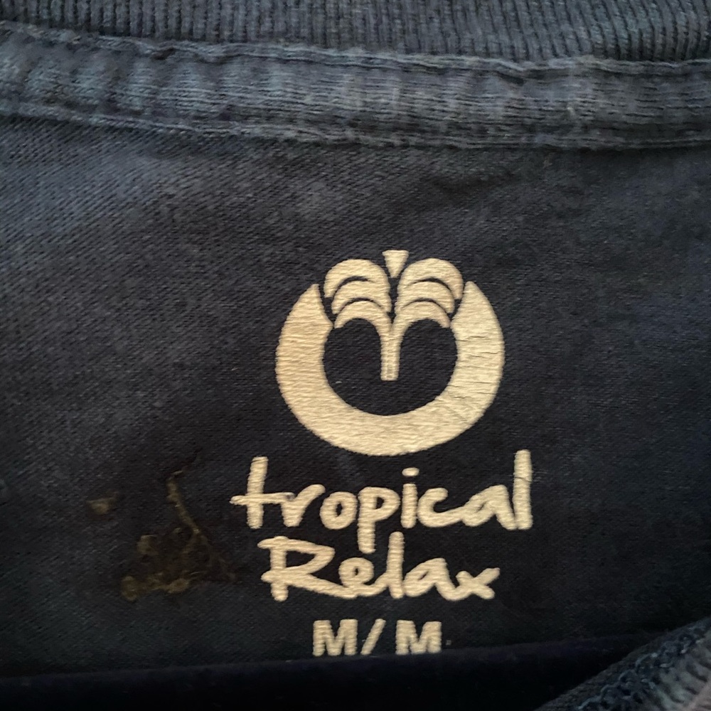T-shirt - Picture 2 of 2